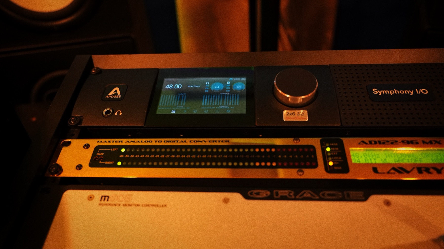 Apogee Symphony I/O, Lavry converter and Grace monitor controller